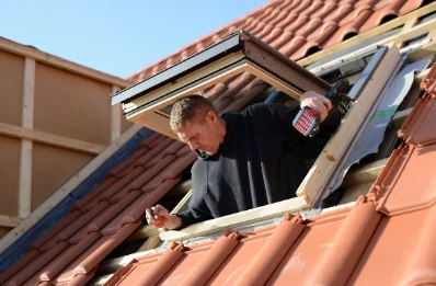Pose de fenêtres de toit Velux à Anould